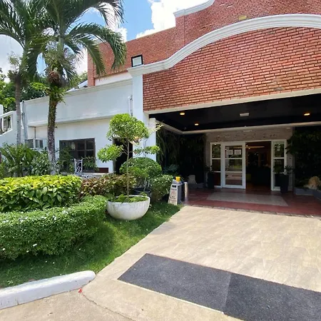 The Ranch Resort Cebu Powered By Cocotel