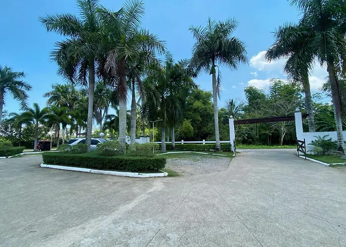 The Ranch Cebu Powered By Cocotel 3* 톨레도
