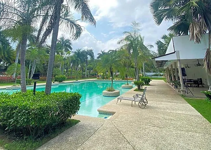 The Ranch Cebu Powered By Cocotel 리조트 3*