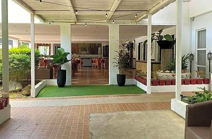 The Ranch Cebu Powered By Cocotel 3* 톨레도